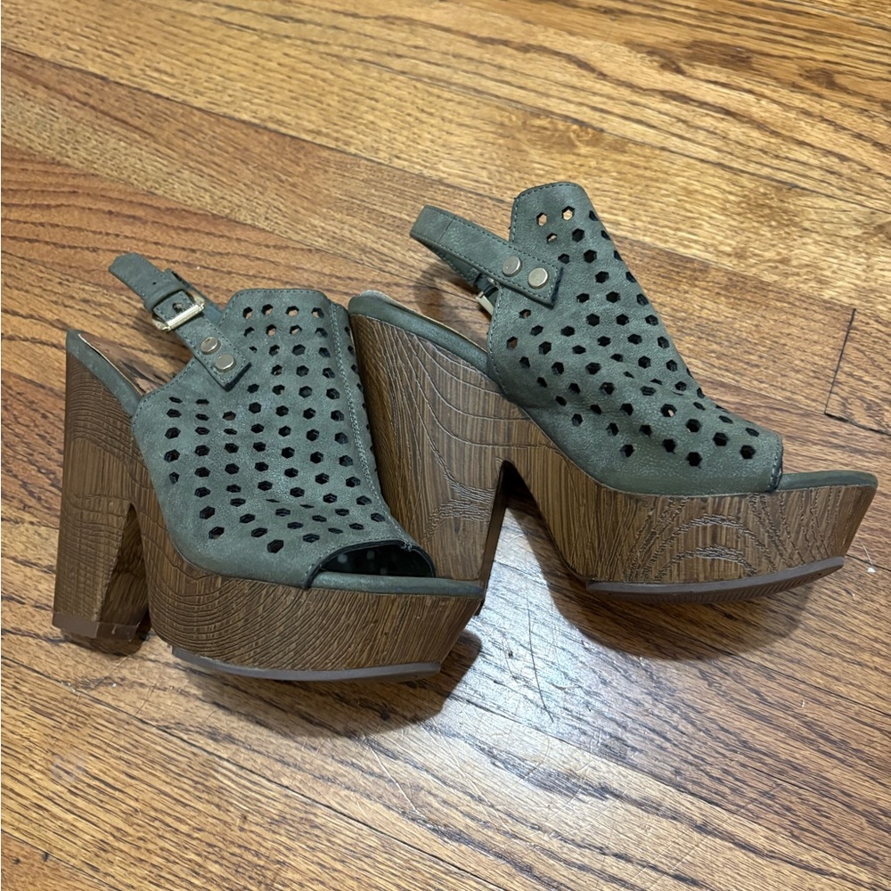 Green Platform Wedge Sandals